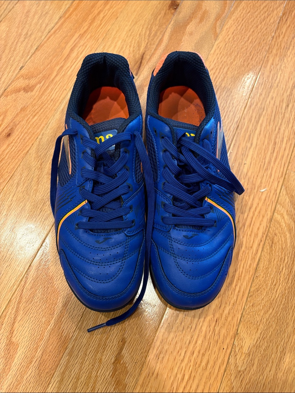 JOMA men’s indoor soccer shoes 7.5